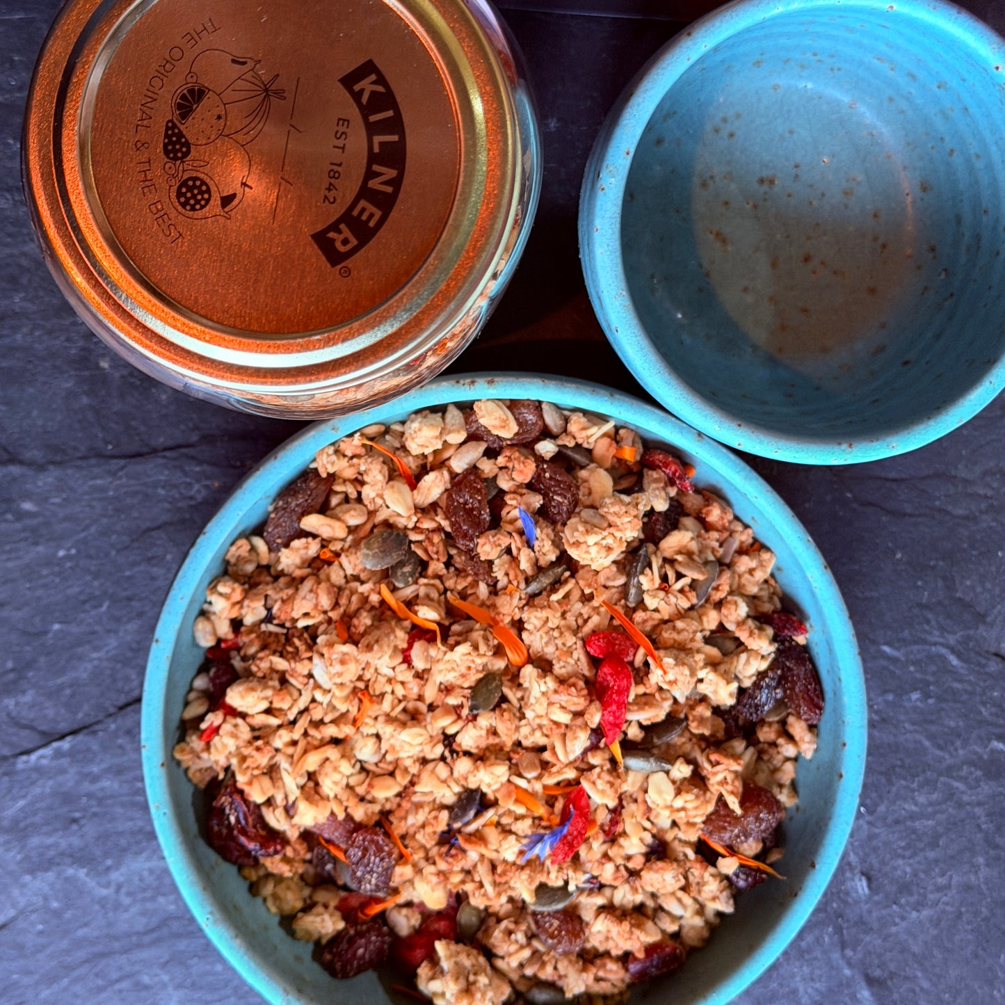 Breakfast Hamper Turquoise Colour