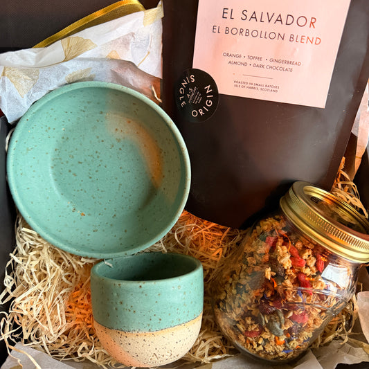 Breakfast Hamper Turquoise Colour