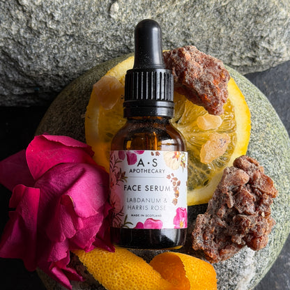 The Labdanum & Harris Rose Bundle