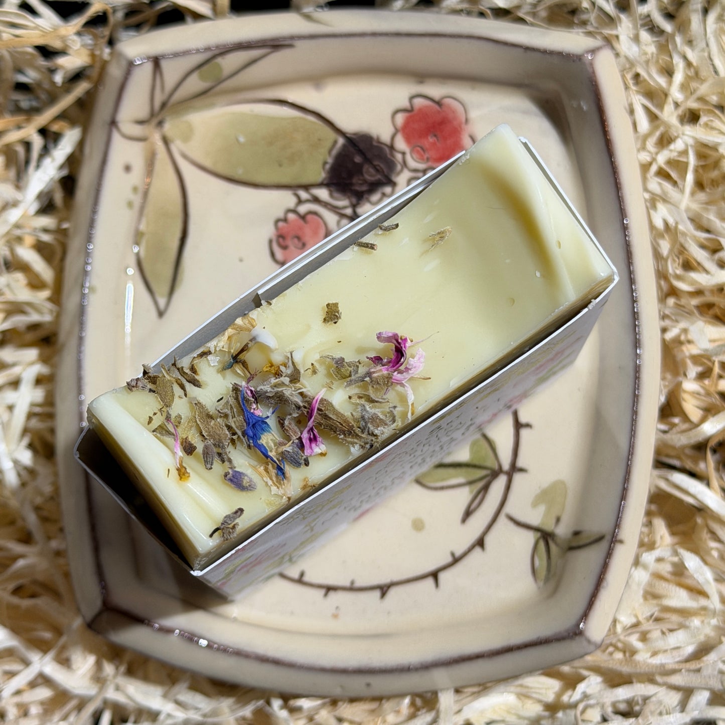 Meadowsweet & Geranium Shampoo and Body Bar with Bramble Dish