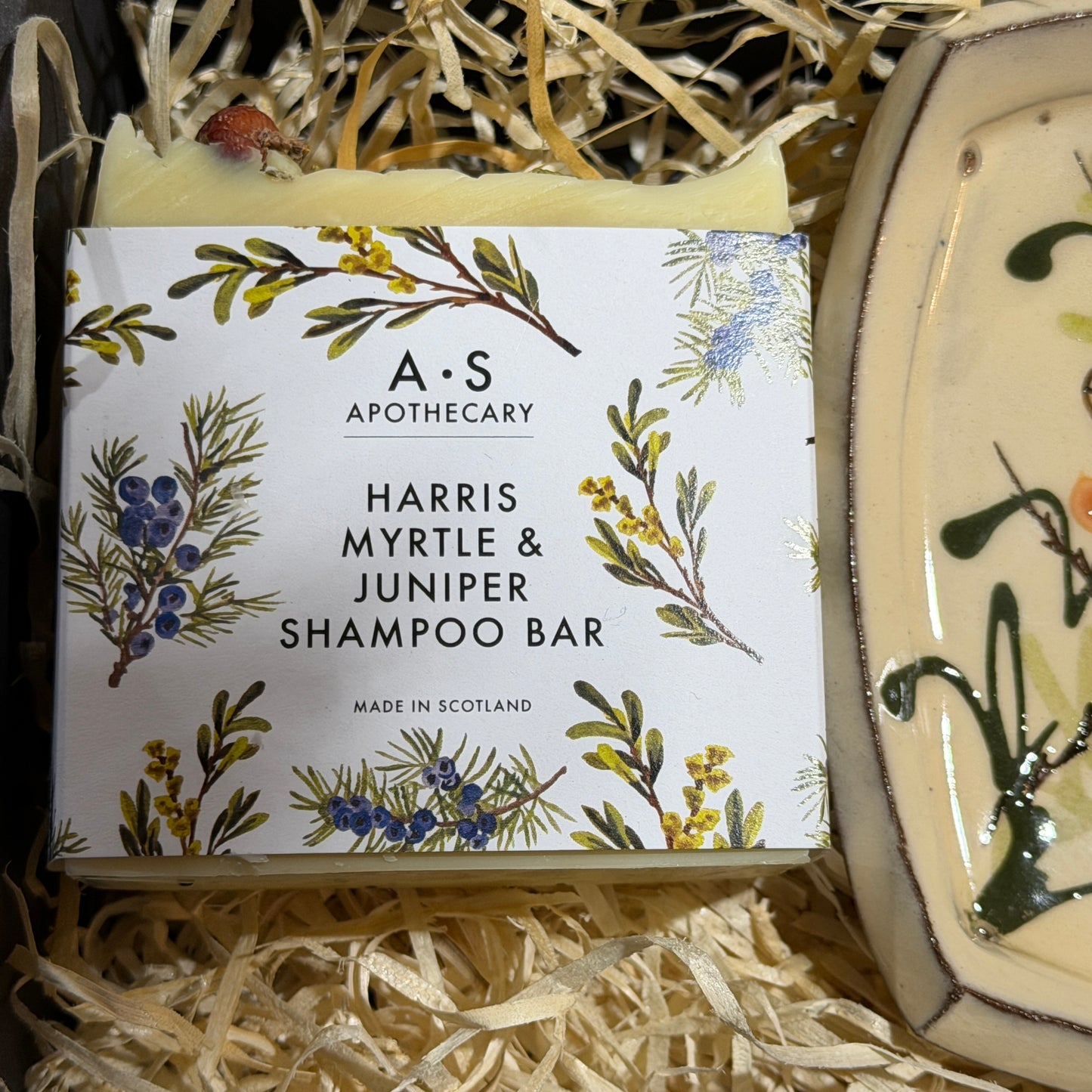 Sea Buckthorn Dish and Myrtle &amp; Juniper Shampoo and Body Bar