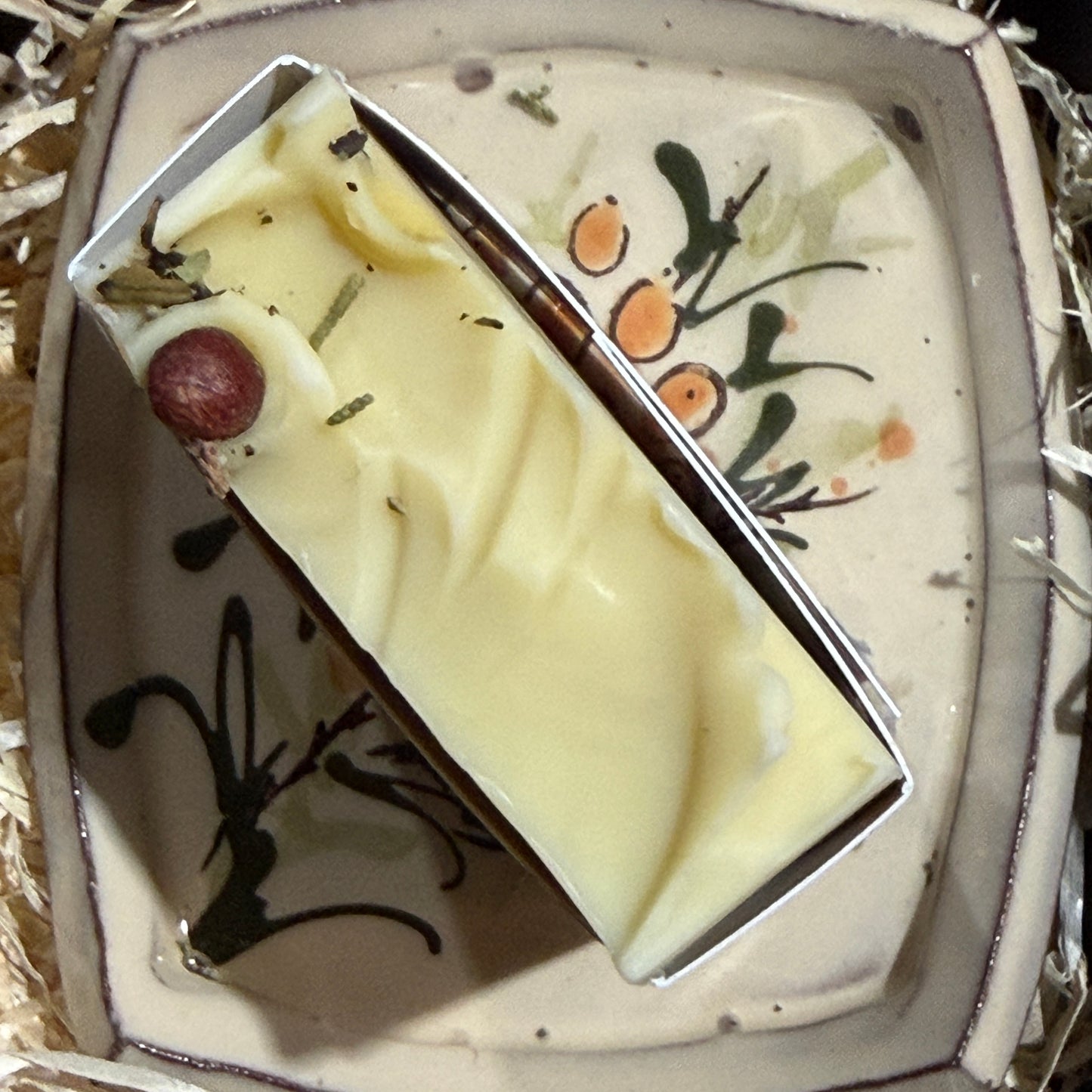 Sea Buckthorn Dish and Myrtle &amp; Juniper Shampoo and Body Bar